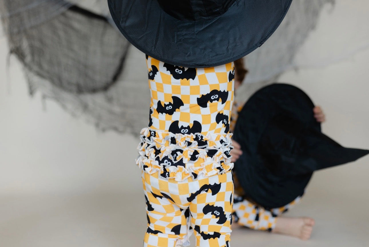 Bewitching Bat (RUFFLE) Bamboo Zippy